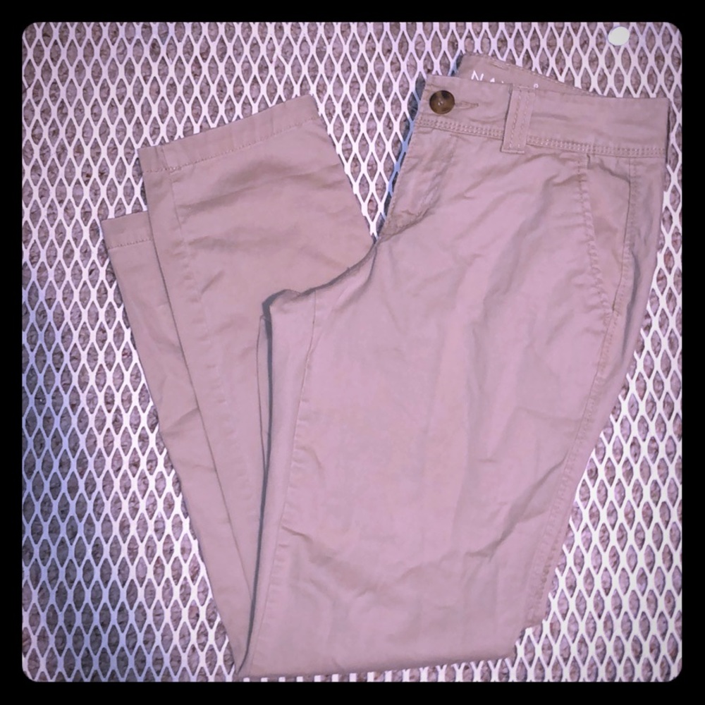 Khaki capris